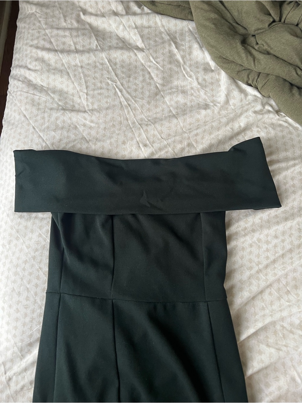 Windsor Off-Shoulder Maxi Dress in Deep Green